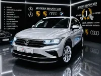 Usado VW Tiguan Life 150 CV (110 kW) 2022 Gris / plata SUV
