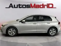 Usado VW Golf VIII Life 115 CV (84 kW) 2022 Gris / plata Berlina