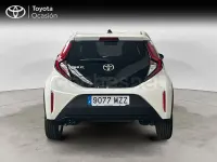 Usado Toyota Aygo X Play 72 CV (52 kW) 2025 Blanco SUV
