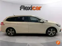 Begagnad Peugeot 308 SW Allure 130 HK (95 kW) 2020 Vit Kombi