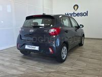 Usado Hyundai i10 67 CV (49 kW) 2021 Gris / plata Utilitario