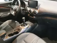 Usado Nissan Juke Tekna 114 CV (83 kW) 2023 Lunar white (metalizado) techo SUV