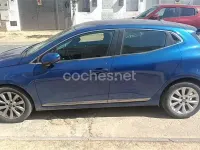 Usado Renault Clio IV Zen 100 CV (73 kW) 2019 Azul Berlina