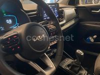 Usado Kia Stonic 100 CV (73 kW) 2024 Blanco SUV