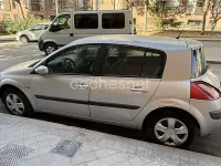 Usado Renault Mégane II Authentique 115 CV (84 kW) 2005 Gris / plata Berlina