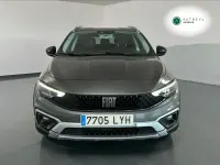 Usado Fiat Tipo Cross 101 CV (74 kW) 2022 Verde Familiar