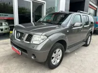 Usado Nissan Pathfinder SE 174 CV (127 kW) 2006 Gris SUV