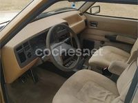 Begagnad Renault R25 64 HK (47 kW) 1984 Brun Halvkombi