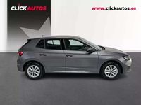 Usado Skoda Fabia Essence 80 CV (58 kW) 2025 Gris Utilitario