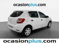 Usado Dacia Sandero Ambiance 75 CV (55 kW) 2013 Blanco Utilitario