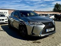 Usado Lexus UX Business Edition 184 CV (135 kW) 2019 Gris / plata SUV