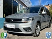 Usado VW Caddy Maxi Trendline 110 CV (80 kW) 2018 Gris / plata Monovolumen