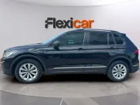Usado VW Tiguan Life 150 CV (110 kW) 2021 Negro SUV