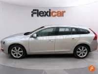 Usado Volvo V60 Kinetic 152 CV (111 kW) 2018 Gris / plata Familiar