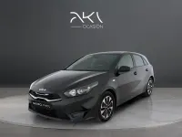 Usado Kia Ceed 100 CV (73 kW) 2025 Negro Utilitario