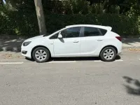 Usado Opel Astra Excellence 110 CV (80 kW) 2014 Blanco Utilitario