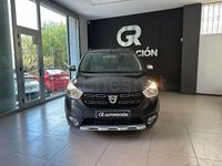 Usado Dacia Lodgy Comfort 115 CV (84 kW) 2022 Gris / plata Monovolumen