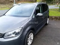 Usado VW Touran Advance 140 CV (102 kW) 2013 Gris / plata Monovolumen