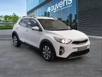 Usado Kia Stonic 101 CV (74 kW) 2025 Blanco SUV