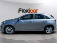 Usado Kia Ceed 136 CV (100 kW) 2021 Gris Utilitario