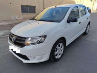 Usado Dacia Sandero Ambiance 75 CV (55 kW) 2015 Blanco Utilitario