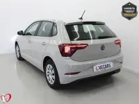 Usado VW Polo 95 HP (69 kW) 2022 Cinzento Sedan
