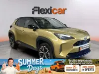 Usado Toyota Yaris Cross Active 116 CV (85 kW) 2022 Amarillo SUV