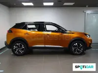 Usado Peugeot 2008 GT-line 130 CV (95 kW) 2020 Naranja SUV