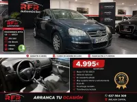Usado VW Jetta Trendline 105 CV (77 kW) 2006 Azul Berlina