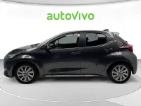 Usado Mazda 2 116 CV (85 kW) 2022 Gris / plateado SUV
