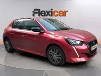 Usado Peugeot 208 Allure 101 CV (74 kW) 2022 Rojo Utilitario