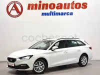 Usado Seat Leon Reference 116 CV (85 kW) 2022 Blanco Familiar