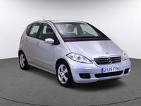 Usado Mercedes A180 Avantgarde 109 CV (80 kW) 2007 Plata Utilitario