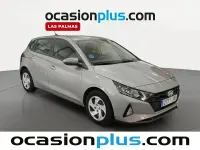 Usado Hyundai i20 84 CV (61 kW) 2022 Gris Utilitario