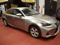 Usado Lexus IS300h Business Edition 223 CV (164 kW) 2020 Beige Berlina