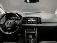 Usado Skoda Karoq Ambition 150 CV (110 kW) 2023 Blanco SUV
