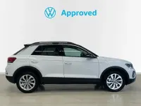 Usado VW T-Roc Life 150 CV (110 kW) 2024 Blanco SUV