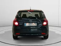 Usado Kia Ceed Active 116 CV (85 kW) 2008 Negro Utilitario