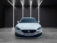Usado Seat Leon Style 115 CV (84 kW) 2021 Blanco