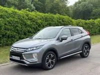 Usado Mitsubishi Eclipse Cross Motion 163 CV (119 kW) 2019 Gris / plata SUV