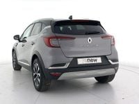 Usado Renault Captur Techno 90 CV (66 kW) 2024 Gris casiopea con techo negro brillante SUV