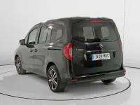 Usado Mercedes T180 116 CV (85 kW) 2023 Negro Monovolumen