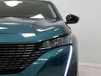 Usado Peugeot 308 SW Allure 131 CV (96 kW) 2023 Azul Familiar