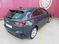 Usado Kia Ceed 100 CV (73 kW) 2021 Blanco Utilitario