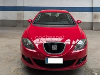 Usado Seat Leon Sport 105 CV (77 kW) 2008 Rojo Utilitario