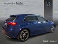 Usado Mercedes A180 AMG line 116 CV (85 kW) 2024 Azul espectra Utilitario