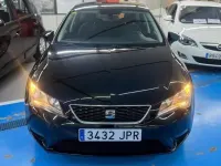 Usado Seat Leon ST Style 110 CV (80 kW) 2016 Negro Familiar