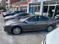 Usado Renault Laguna III Privilege 131 CV (96 kW) 2008 Gris / plata Berlina