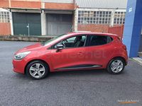 Usado Renault Clio IV Zen 90 CV (66 kW) 2016 Rojo Berlina