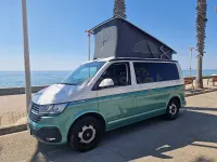 Usado VW California Beach 150 CV (110 kW) 2020 Verde Van